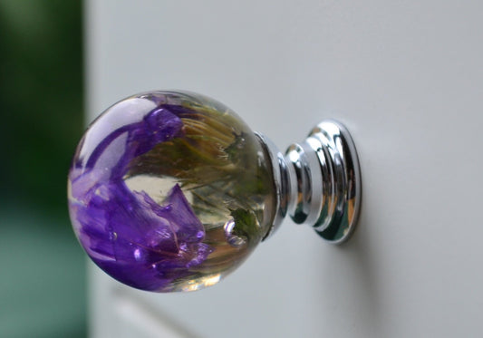 Drawer Knobs handcrafted with real dark purple flower,Kitchen Cupboard Knobs,Furniture Knobs,Door Pulls,Decorative