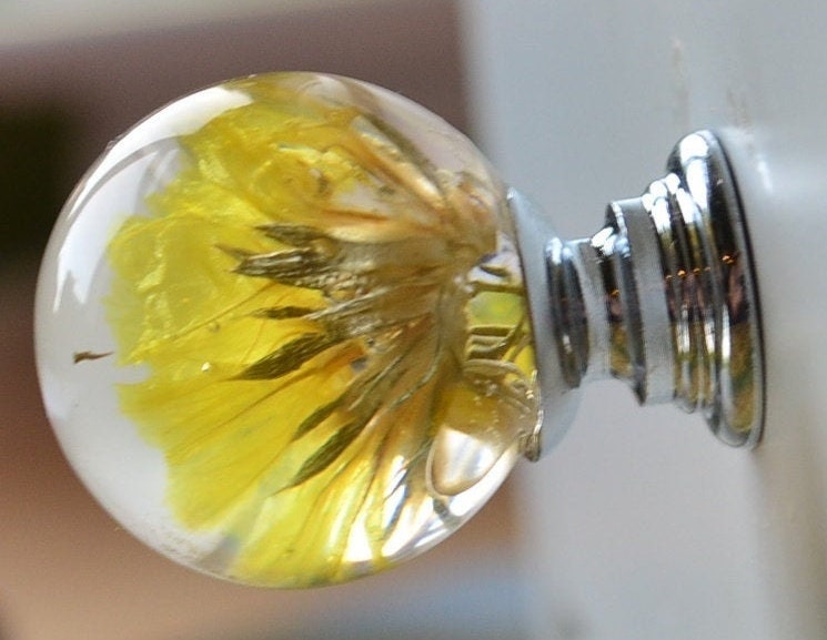 Yellow Real flower Resin Furniture Knobs , Door Knobs