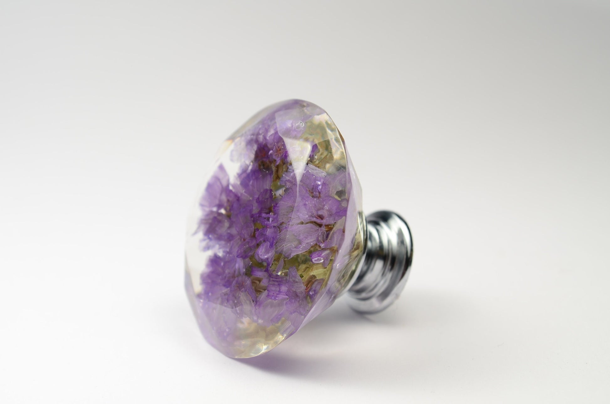 Cabinet knob - diamond shape - large - purple