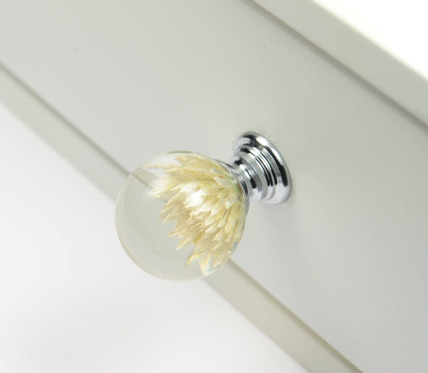 White/Creamy Gomphrena Real flower Resin Furniture Knobs
