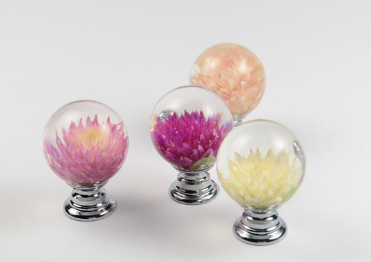 Set 4 Real Flowers Resin Knobs , Unique Gift Handmade , Knobs for Drawers , Cabinet Knobs Kitchen , Gift for Her