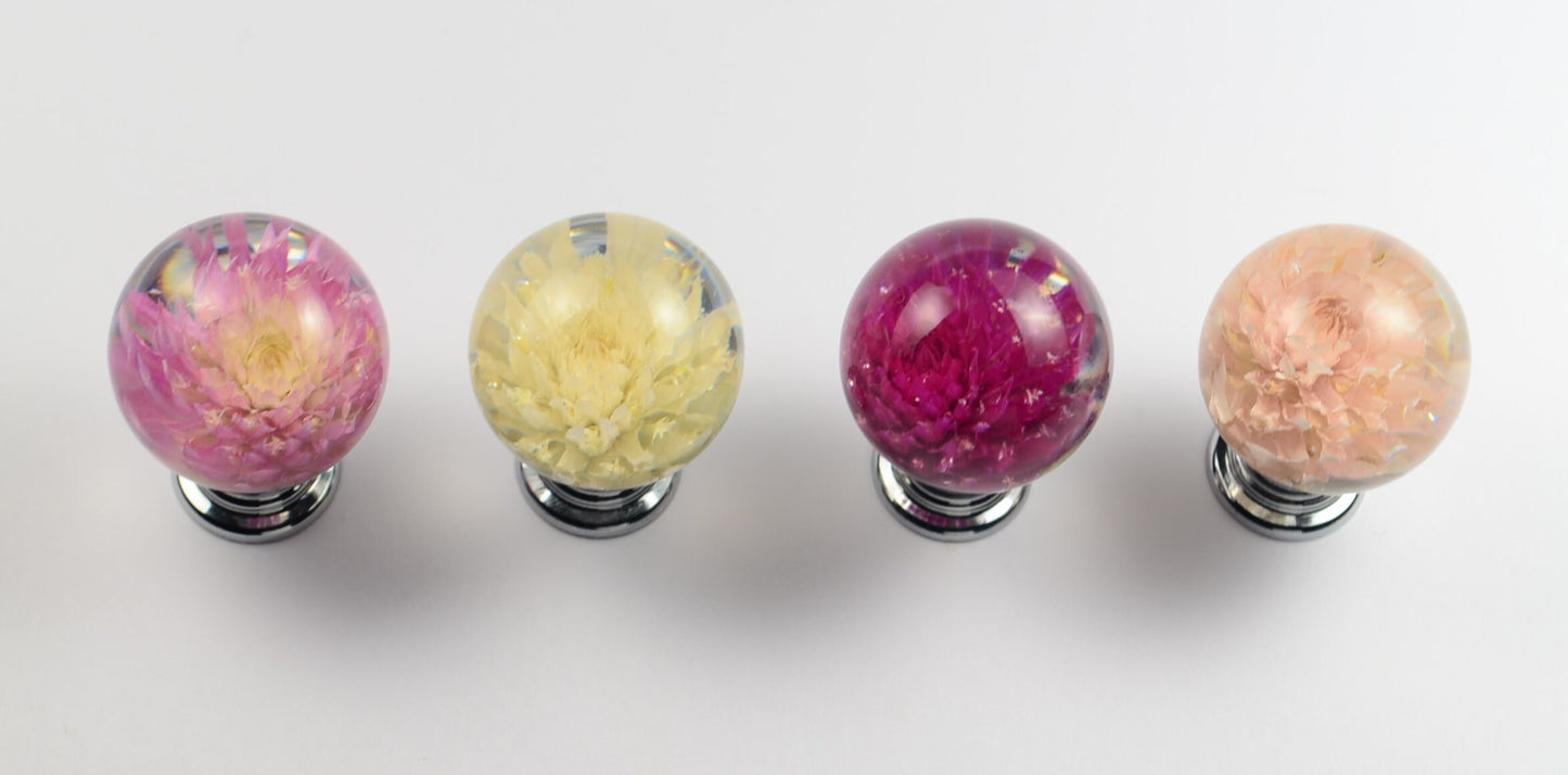 Set 4 Real Flowers Resin Knobs , Unique Gift Handmade , Knobs for Drawers , Cabinet Knobs Kitchen , Gift for Her